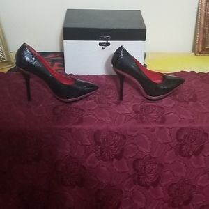 Heels. Never worn